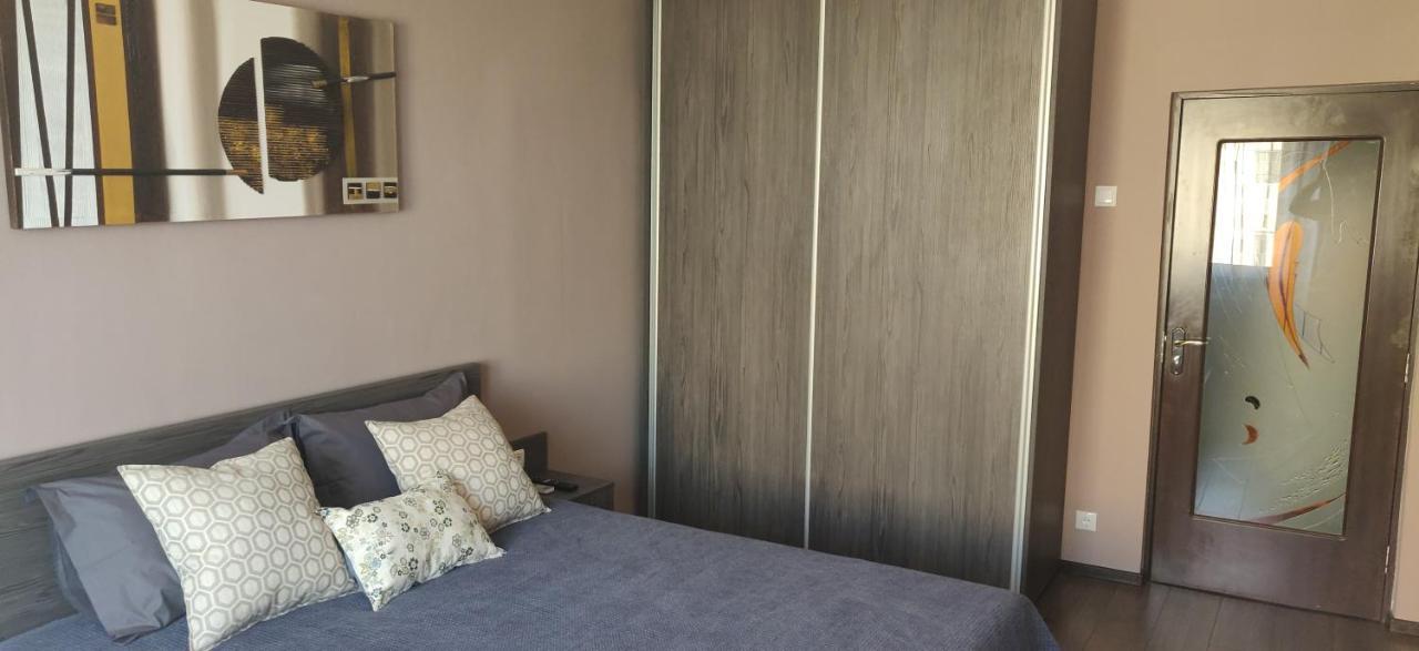 Home Apartament Brasov Luaran gambar